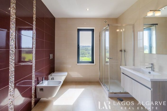 Image No.30-4 Bed Villa for sale