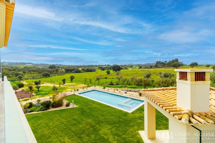 Image No.40-Villa de 4 chambres à vendre à Lagos