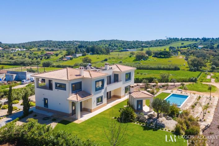 Image No.44-4 Bed Villa for sale