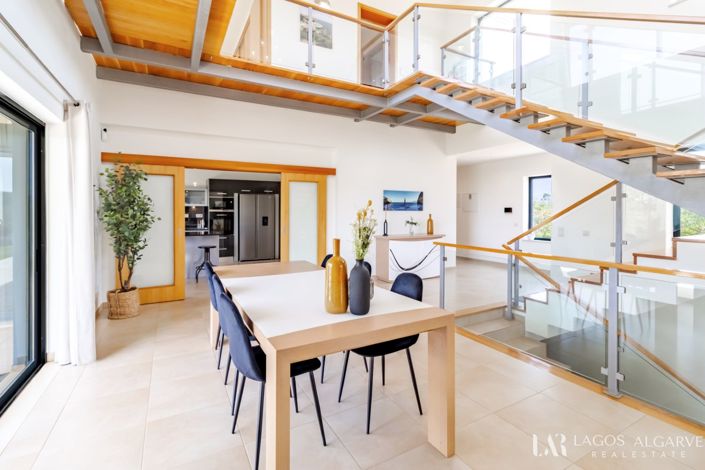 Image No.7-Villa de 4 chambres à vendre à Lagos