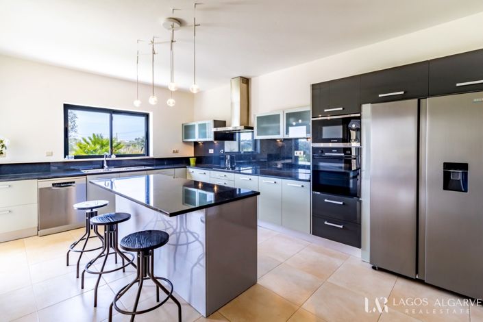 Image No.9-Villa de 4 chambres à vendre à Lagos