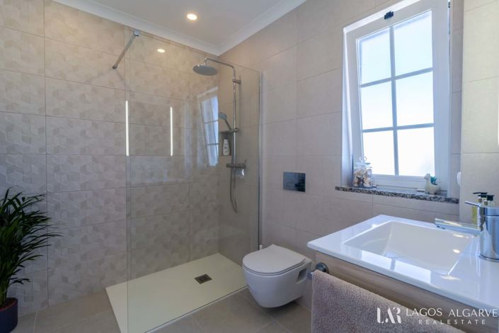 Image No.33-Villa de 3 chambres à vendre à Meia Praia