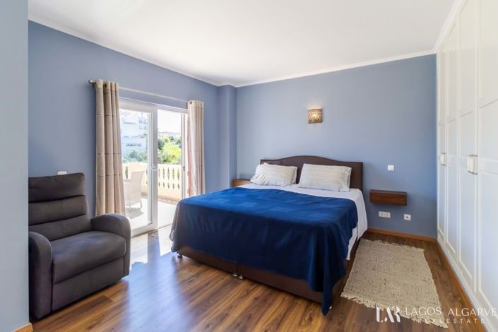 Image No.19-3 Bed Villa for sale