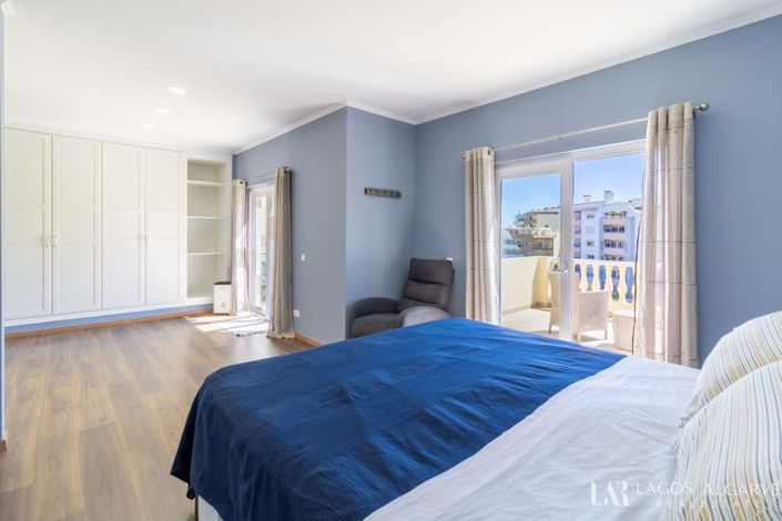 Image No.20-3 Bed Villa for sale