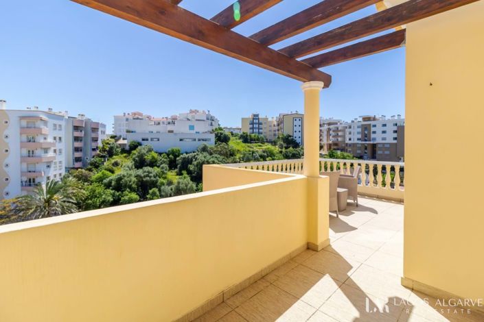 Image No.27-3 Bed Villa for sale