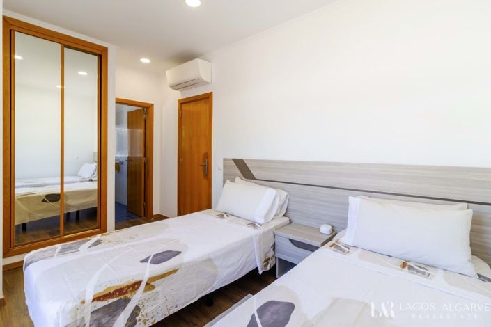 Image No.28-3 Bed Villa for sale