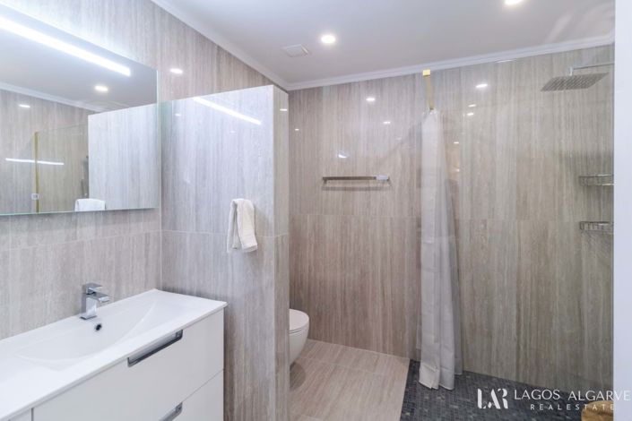 Image No.32-3 Bed Villa for sale