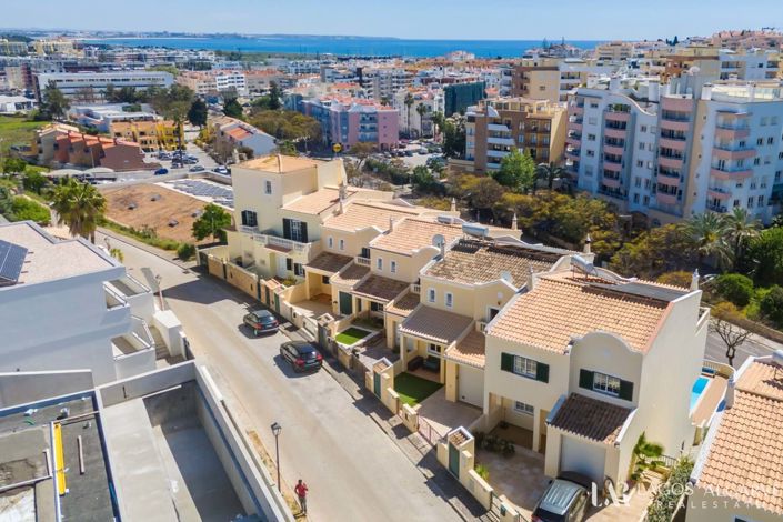 Image No.46-3 Bed Villa for sale