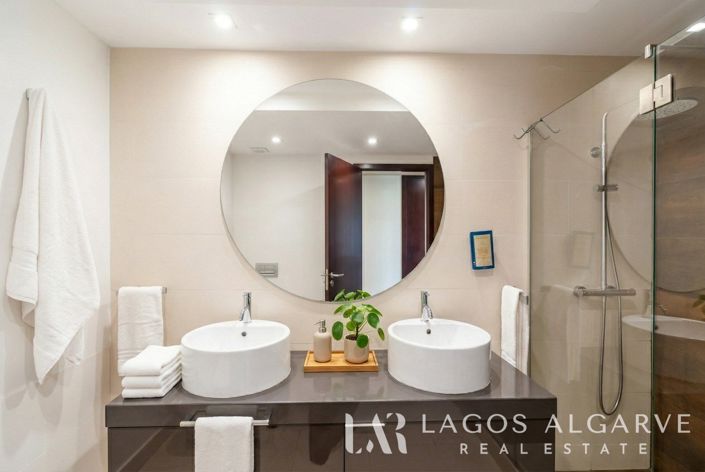 Image No.11-2 Bed Apartment for sale