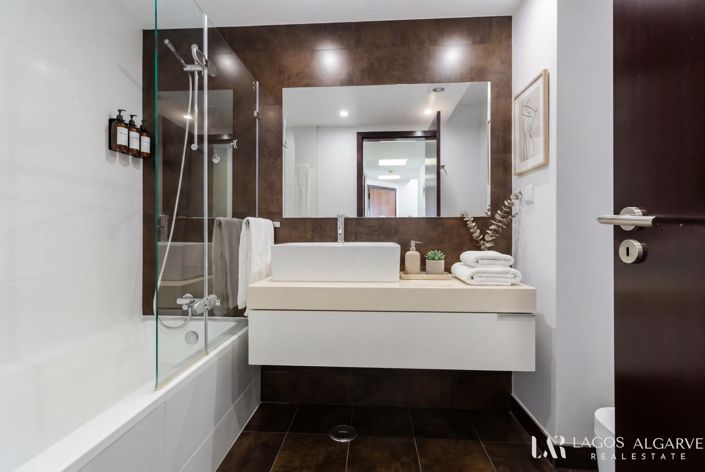 Image No.15-2 Bed Apartment for sale