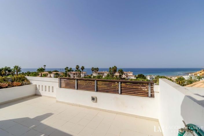 Image No.19-2 Bed Apartment for sale