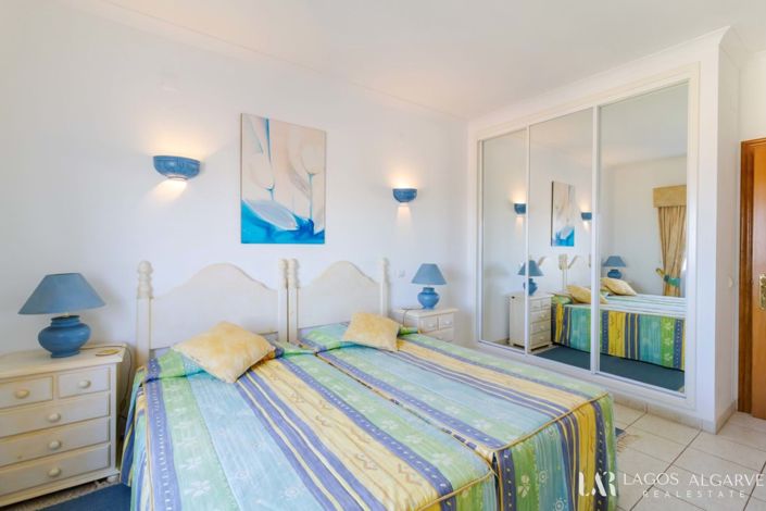 Image No.23-3 Bed Apartment for sale