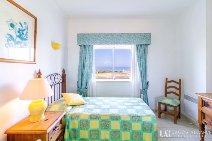 Image No.35-3 Bed Apartment for sale