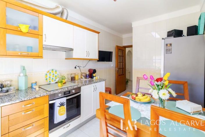 Image No.8-3 Bed Apartment for sale