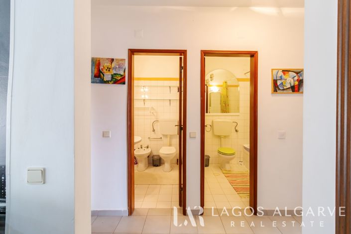 Image No.11-3 Bed Apartment for sale