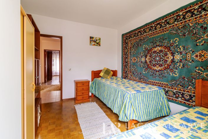 Image No.17-3 Bed Apartment for sale