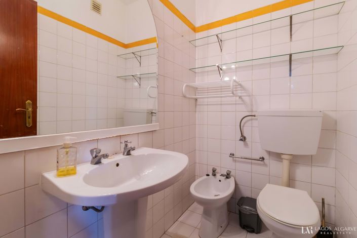 Image No.17-3 Bed Apartment for sale