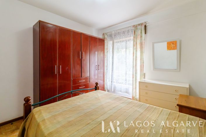 Image No.20-3 Bed Apartment for sale