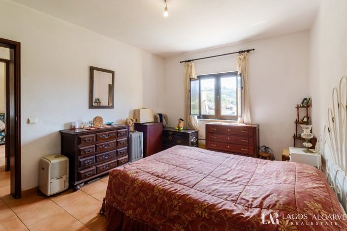 Image No.11-2 Bed Villa for sale