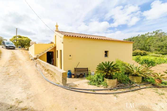 Image No.4-2 Bed Villa for sale