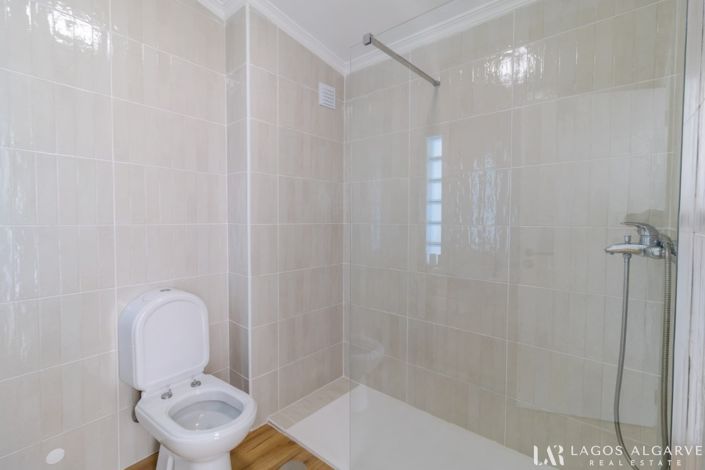 Image No.32-4 Bed Villa for sale
