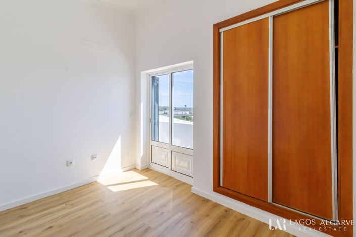 Image No.34-4 Bed Villa for sale
