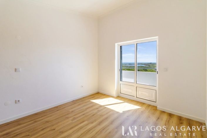 Image No.40-4 Bed Villa for sale