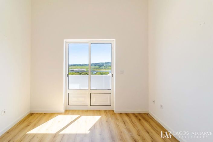 Image No.42-4 Bed Villa for sale