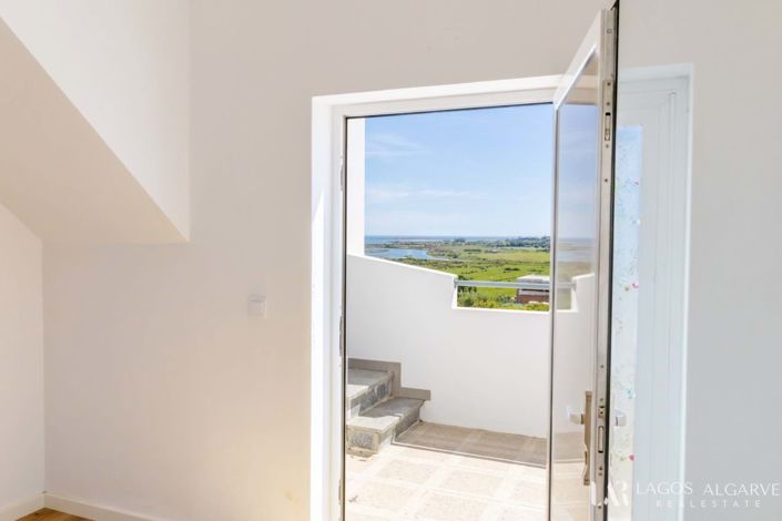 Image No.50-4 Bed Villa for sale
