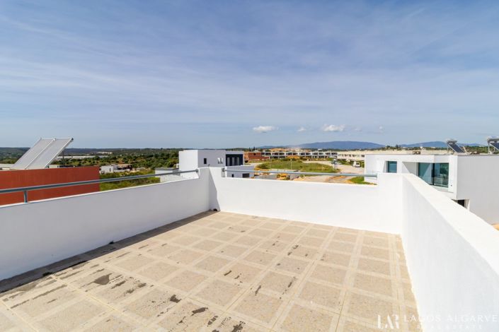 Image No.57-4 Bed Villa for sale