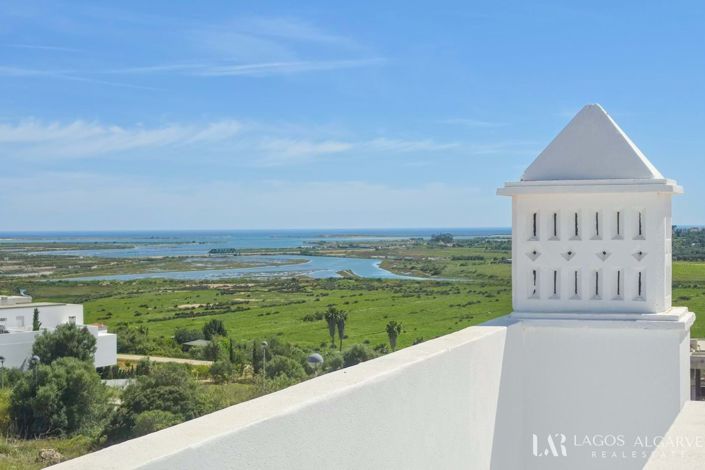 Image No.59-4 Bed Villa for sale