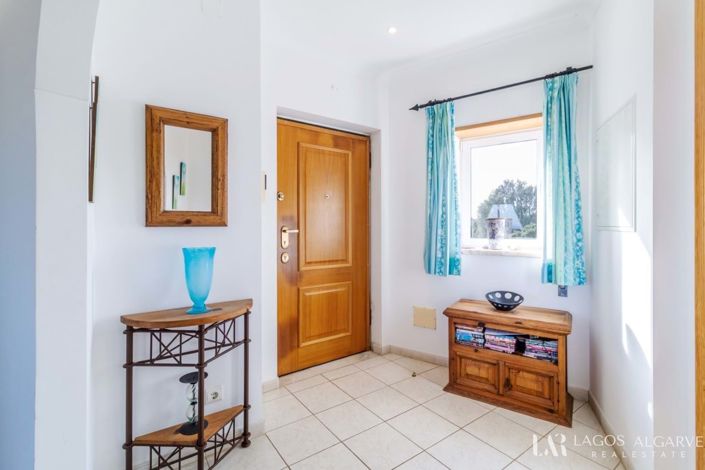 Image No.17-3 Bed Apartment for sale