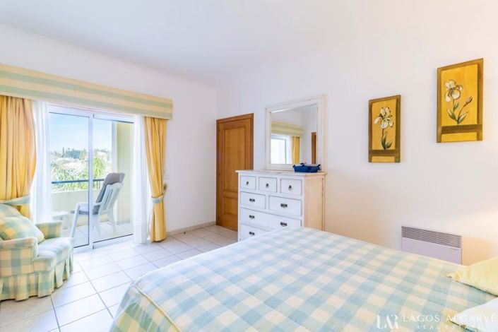 Image No.29-3 Bed Apartment for sale