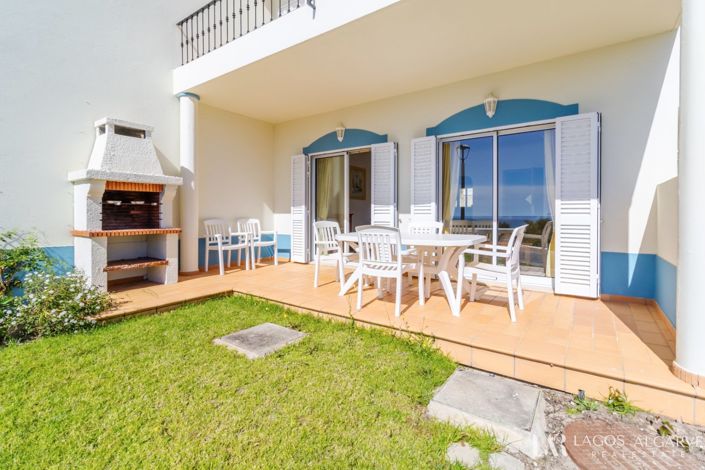 Image No.20-2 Bed Townhouse for sale