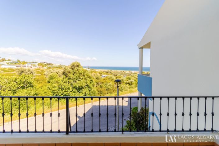 Image No.44-2 Bed Townhouse for sale
