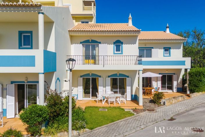 Image No.47-2 Bed Townhouse for sale