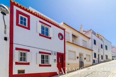 1 - Lagos, Townhouse
