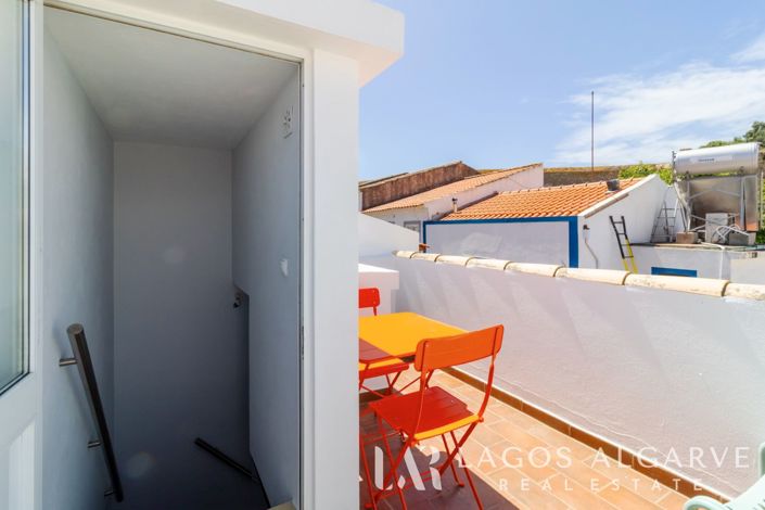 Image No.18-1 Bed Townhouse for sale