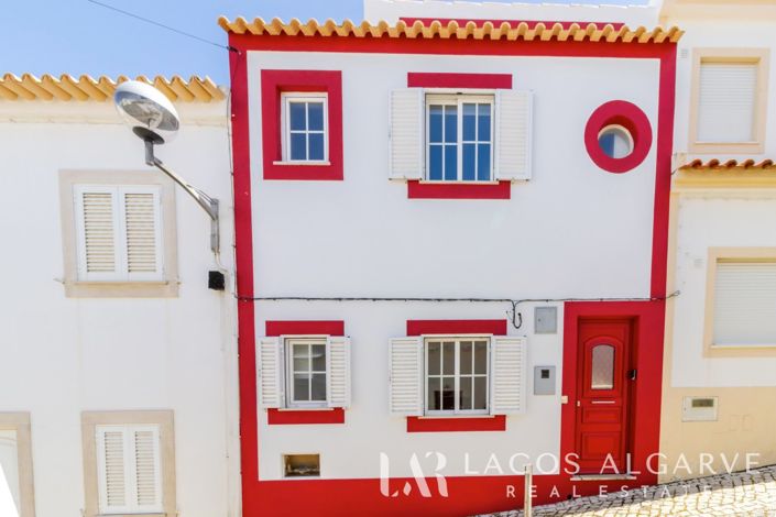 Image No.21-1 Bed Townhouse for sale
