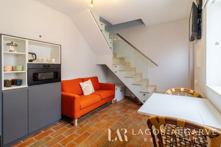 Image No.9-1 Bed Townhouse for sale