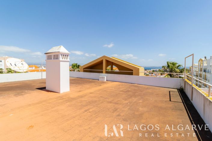 Image No.23-3 Bed Apartment for sale