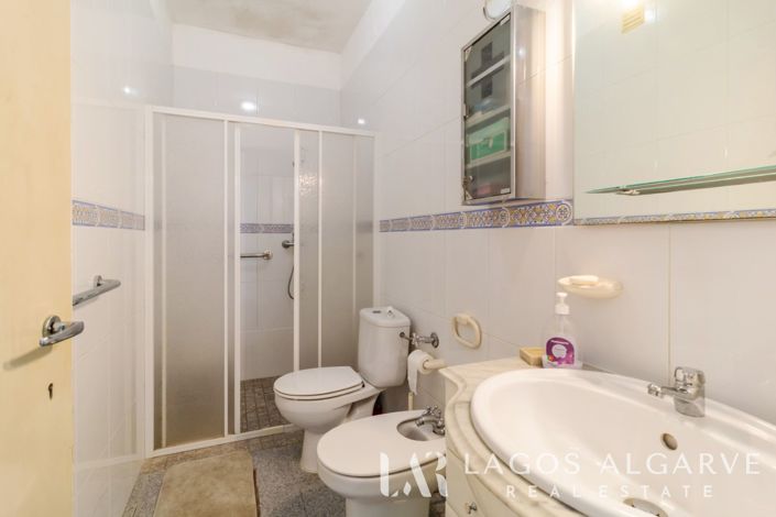 Image No.20-4 Bed Villa for sale