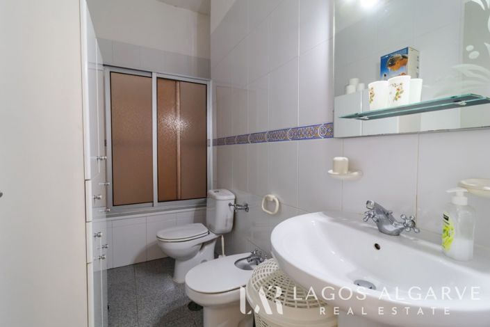 Image No.9-4 Bed Villa for sale