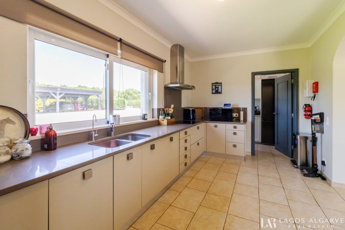 Image No.15-5 Bed Villa for sale
