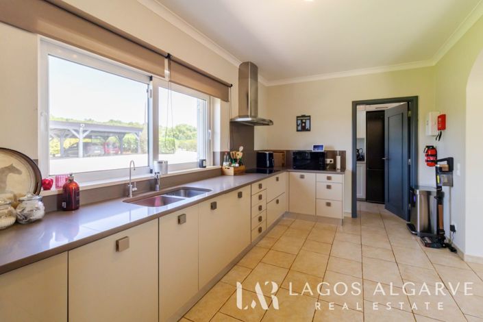 Image No.15-5 Bed Villa for sale