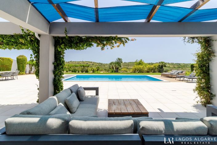 Image No.3-5 Bed Villa for sale