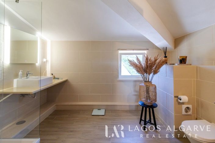 Image No.32-5 Bed Villa for sale
