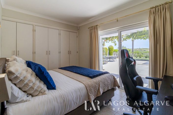 Image No.43-5 Bed Villa for sale