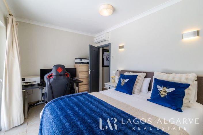 Image No.44-5 Bed Villa for sale