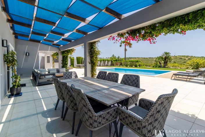Image No.50-5 Bed Villa for sale